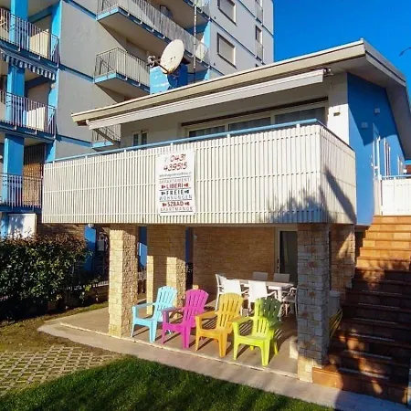 Fuer 7 Personen Ca 55 M In Bibione, Venetien Provinz Venedig Bibione